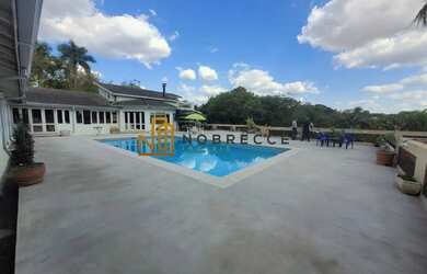 Imagem: A fazenda possui 1.150m² de Área e está localizado em Colinas