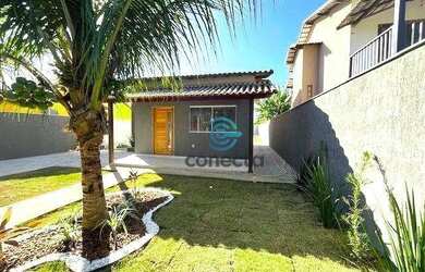 Imagem: A casa possui 3 Dormitórios, 2 Banheiros, 2 Vagas na garagem