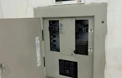 Imagem 4: Imóvel para aluguel possui 450 metros quadrados em Olaria - Rio de Janeiro...