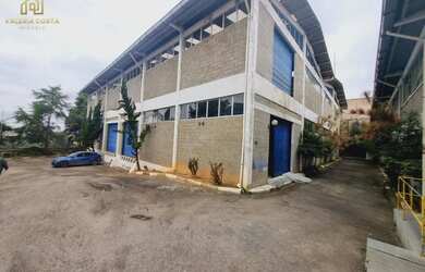 Imagem: O depósito possui 5 Vagas na garagem, 6.353m² de Área e