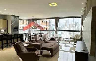 Imagem: O apartamento possui 3 Dormitórios, 4 Banheiros, 2 Vagas na