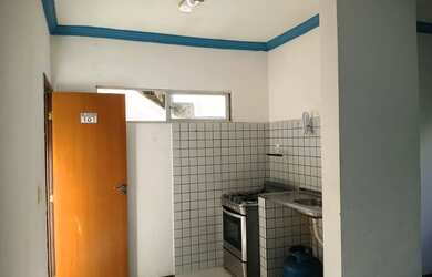 Imagem: A kitnet possui 1 Dormitório, 1 Banheiro, 1 Vaga na garagem