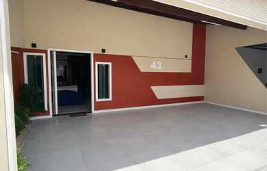 Imagem: A casa em condomínio possui 3 Dormitórios, 4 Banheiros, 3