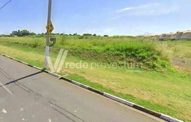 Imagem: O terreno possui 691m² de Área e está localizado em Parque