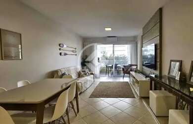 Imagem: O apartamento possui 3 Dormitórios, 2 Banheiros, 2 Vagas na