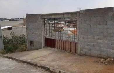 Imagem 4: Terreno todo murado. 200m² de Área