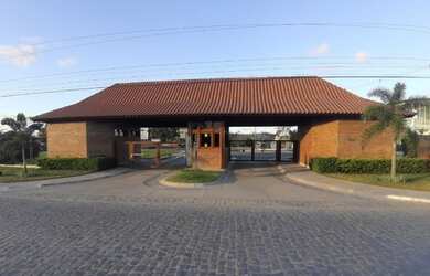 Imagem: O terreno possui 300m² de Área e está localizado em Gravatá