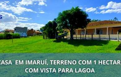 Imagem: A casa possui 3 Dormitórios, 1 Banheiro, 10.000m² de Área