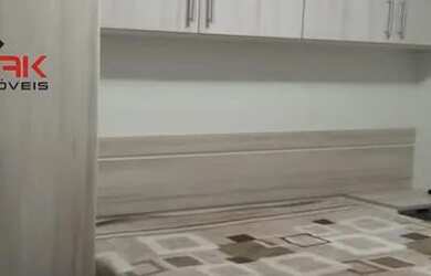 Imagem 9: Residencial - Vila Nambi. Varanda, Área de serviço, 50m² de Áreae1...