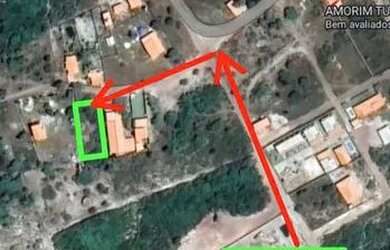 Imagem: O terreno possui 750m² de Área e está localizado em Santo