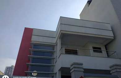 Imagem: A casa possui 3 Dormitórios, 5 Banheiros, 5 Vagas na garagem