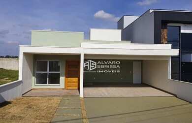 Imagem: A casa em condomínio possui 3 Dormitórios, 5 Banheiros, 2