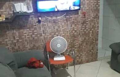 Imagem 4: Casa de 2/4. Varanda, 1 Banheiroe2 Dormitórios