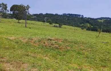 Imagem 1: Oportunidade Única Fazenda à Venda com Potencial para Desenvolvimento...