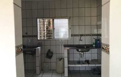 Imagem: O apartamento possui 2 Dormitórios, 1 Banheiro e está localizado