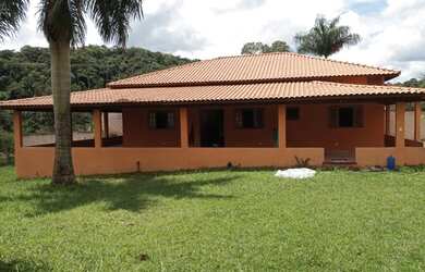 Imagem: A fazenda possui 1.700m² de Área e está localizado em Mairinque