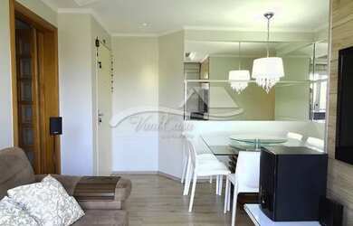 Imagem: O apartamento possui 2 Dormitórios, 1 Banheiro, 1 Vaga na garagem