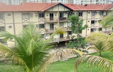 Imagem: O apartamento e possui 2 Dormitórios, 1 Banheiro, 1 Vaga na