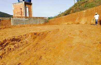 Imagem: O terreno está localizado em Penha, SC à venda por R$130.000