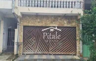 Imagem: A casa possui 4 Dormitórios, 3 Banheiros, 2 Vagas na garagem