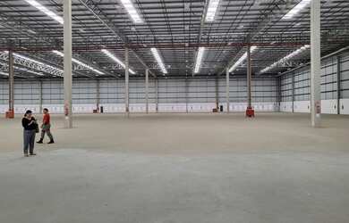 Imagem: O depósito possui 8.000m² de Área e está localizado em