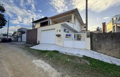 Imagem 2: Casa para Venda em Imbituba, Vila Nova, 2 dormitórios, 2 suítes, 3 banheiros,...