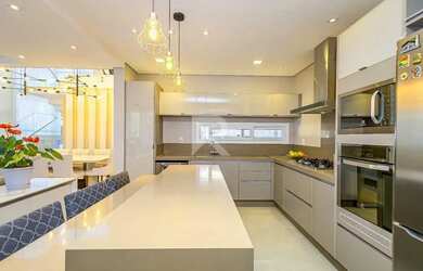 Imagem 10: Casa com Face Leste e Piscina com Spa, 3 quartos 5 Vagas à venda, 400...