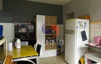 Imagem: A casa possui 2 Dormitórios, 1 Banheiro, 1 Vaga na garagem