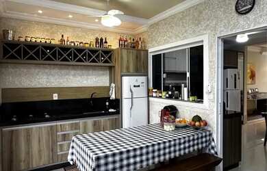 Imagem 12: CASA Mobiliada - À Venda em TIJUCAS - SC