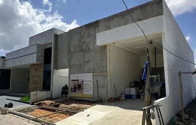 Imagem: A casa em condomínio possui 3 Dormitórios, 2 Banheiros, 1