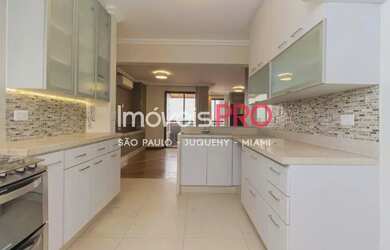 Imagem 12: Apto recém reformado, alto padrão de 3 dorm sendo 1 suíte e 3 vagas...