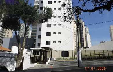 Imagem: O apartamento possui 4 Dormitórios, 2 Banheiros, 2 Vagas na