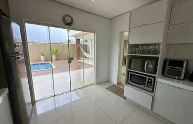 Imagem 11: Sobrado com 4 Quartos, Piscina e Churrasqueira na 407 Sul