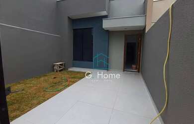 Imagem: A casa possui 2 Dormitórios, 2 Banheiros, 1 Vaga na garagem