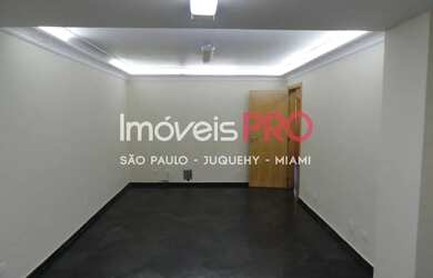 Imagem: O depósito possui 5 Vagas na garagem e 320m² de Área e está