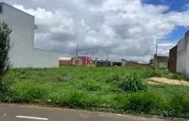 Imagem: O terreno possui 250m² de Área e está localizado em Parque