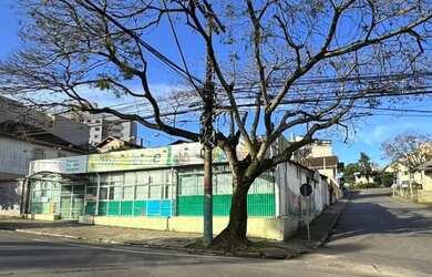 Imagem: O terreno à venda possui 594m² de Área e está localizado