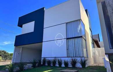 Imagem: A casa em condomínio possui 3 Dormitórios, 5 Banheiros, 2