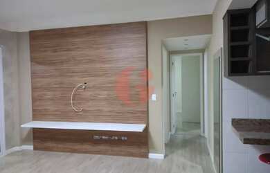 Imagem: O apartamento possui 2 Dormitórios, 1 Banheiro, 2 Vagas na