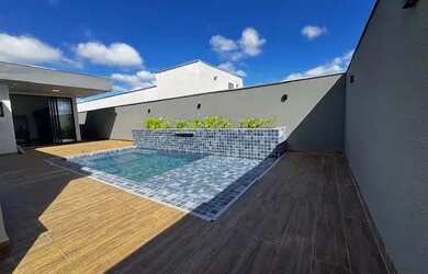 Imagem: A casa em condomínio possui 3 Dormitórios, 5 Banheiros, 4