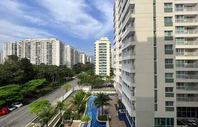 Imagem: O apartamento possui 2 Dormitórios, 2 Banheiros, 1 Vaga na