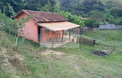 Imagem 1: Chácara para venda em Anhumas por R$120.000 possui 853 metros quadrados