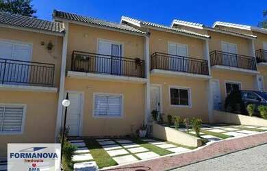 Imagem: A casa em condomínio possui 2 Dormitórios, 2 Banheiros, 2