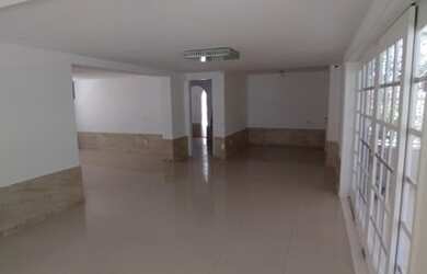 Imagem 10: Casa aluguel venda. Piscina, Varanda, Área de serviçoe400m² de Área