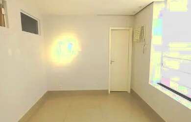 Imagem: O depósito possui 1 Vaga na garagem, 30m² de Área e está