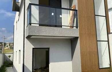 Imagem: A casa em condomínio possui 3 Dormitórios, 3 Banheiros, 2