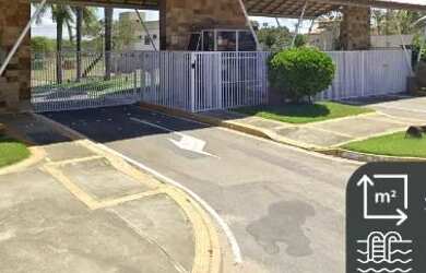 Imagem: O terreno possui 336m² de Área e está localizado em Pirangi