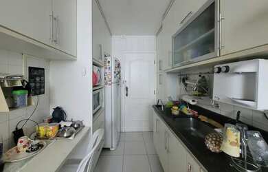 Imagem 5: Apartamento bem distribuído em 109m² com 3 quartos em Pituba e 1 vaga de garagem coberta