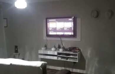 Imagem: O apartamento possui 2 Dormitórios e 1 Banheiro e está localizado