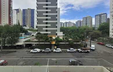 Imagem 10: Apartamento bem distribuído em 109m² com 3 quartos em Pituba e 1 vaga de garagem coberta